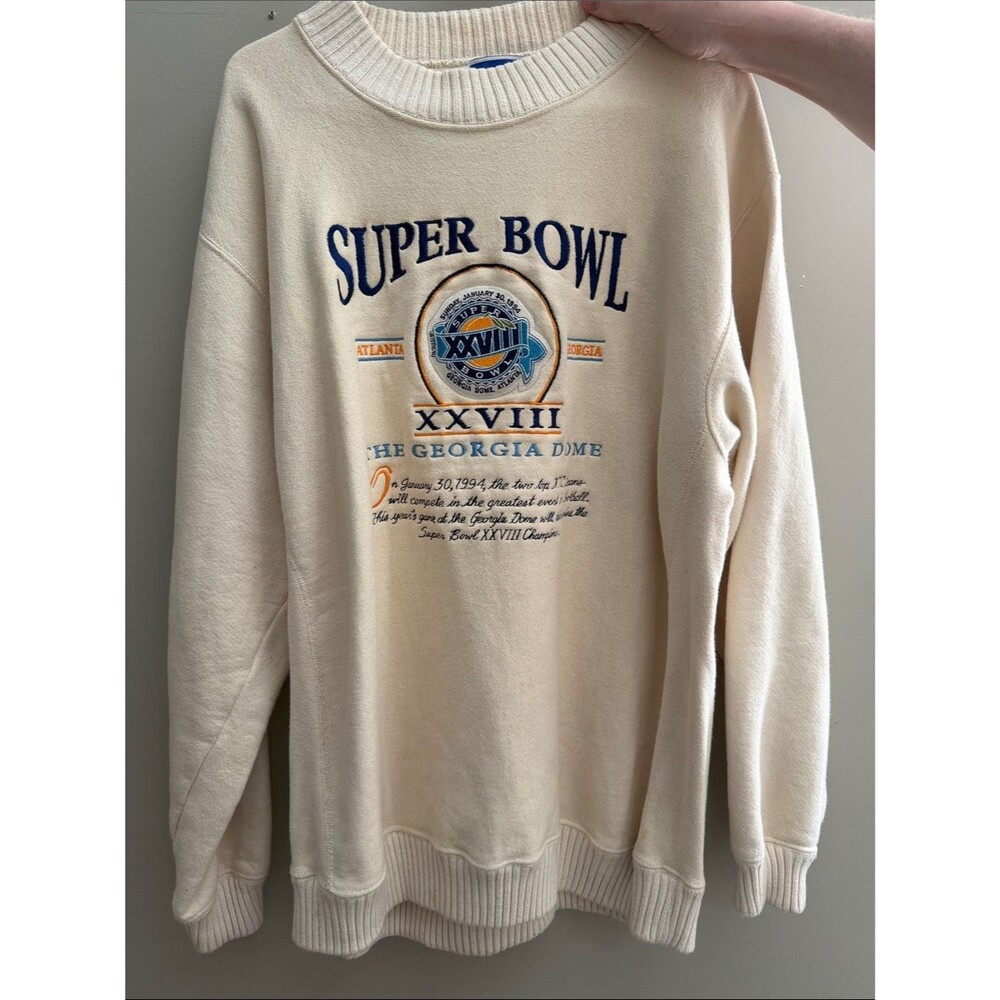 Crewneck Sweatshirt - Cream Super Bowl XXVIII Graphic
